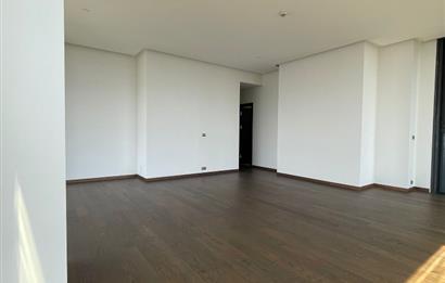 CENTURY 21 STARDAN ÇİFTÇİ TOWERDA 228 M2 DAİRE