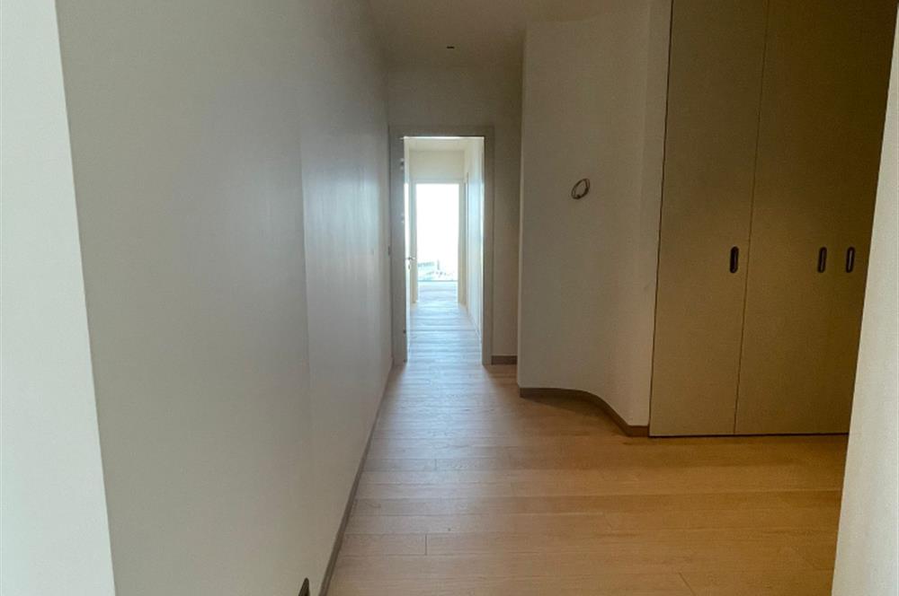 CENTURY21 STARDAN ÇİFTÇİ TOWERDA 357 M2 DAİRE