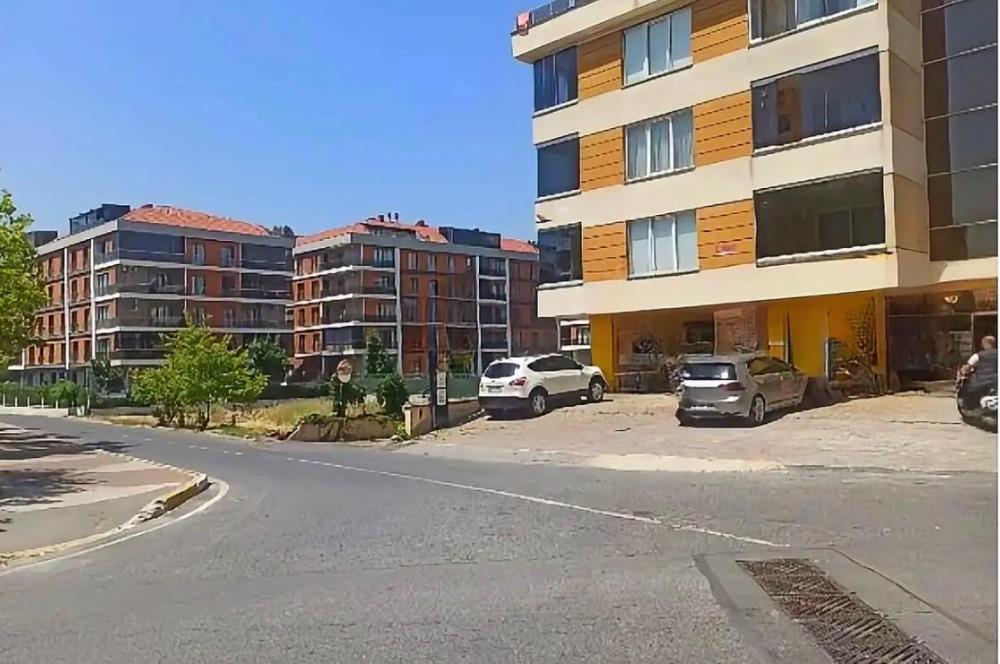 C21 Efkan Baştürk'ten A.Kahveci MH. Satılık 260M2  Depolu Dükkan