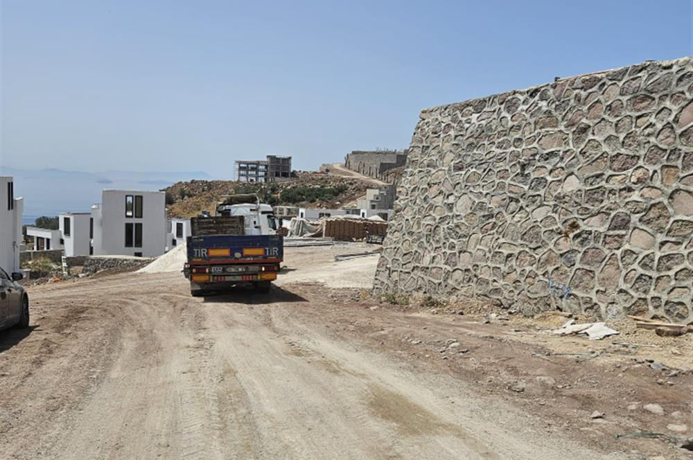 İZMİR - DİKİLİ - ÇANDARLI "ROGE MARINE" PROJESİNDE SATILIK VİLLA