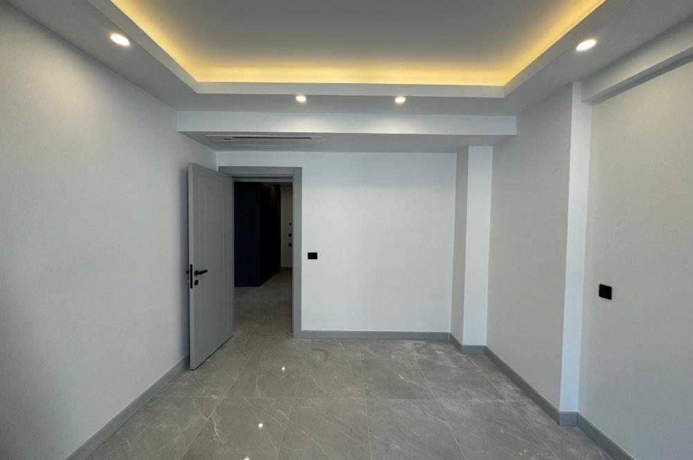 Seyrek Villakent Eges Life Sitesi'nde Satılık 5+2 Villa