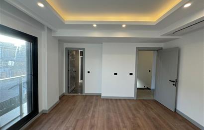 Seyrek Villakent Eges Life Sitesi'nde Satılık 5+2 Villa