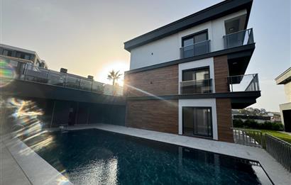 Seyrek Villakent Eges Life Sitesi'nde Satılık 5+2 Villa