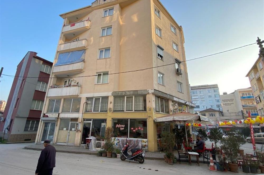 CENTURY 21 BAL'DAN, ÇARŞI-LONCA KAVŞAKTA,ASANSÖRLÜ,BAKIMLI 2+1