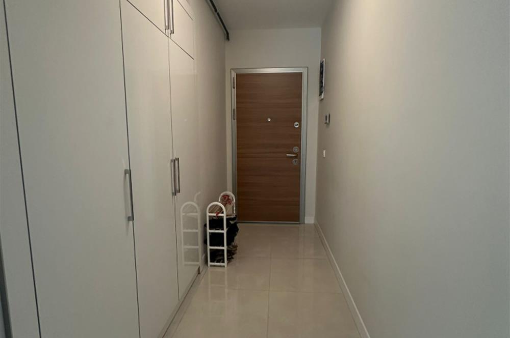 Pendik Batı Mah. Tepe Marin'de 2+1 Satılık Lüks Daire