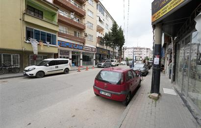  C21 Cius; Hürriyet Caddesi'ne Cephe 1+1 Satılık Dükkan 