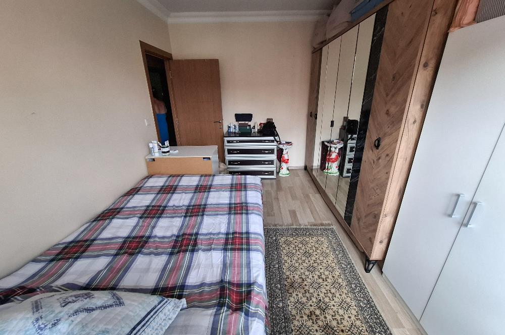 C21 NAR - ULUDAĞ SOKAK'TA BLOK SİTEDE 4. KAT SATILIK 2+1 DAİRE