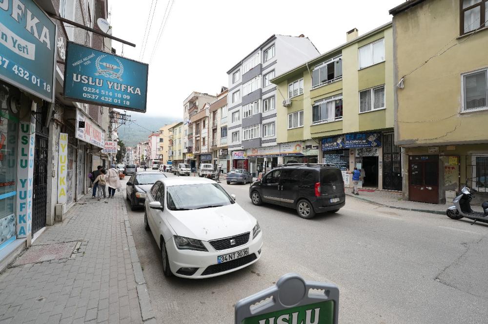  C21 Cius; Hürriyet Caddesi'ne Cephe 1+1 Satılık Dükkan 