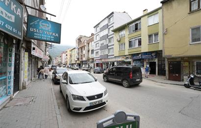  C21 Cius; Hürriyet Caddesi'ne Cephe 1+1 Satılık Dükkan 