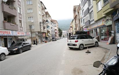  C21 Cius; Hürriyet Caddesi'ne Cephe 1+1 Satılık Dükkan 