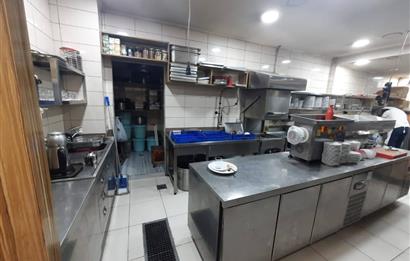 Harika Lokasiyon, İçerisi Malzeme ile Dolu Restoran ve Bakkal.