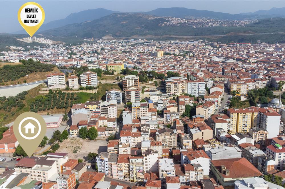 C21 Cius; Çukur Bahçede Asansörlü Yeni Binada Köşe Satılık Daire