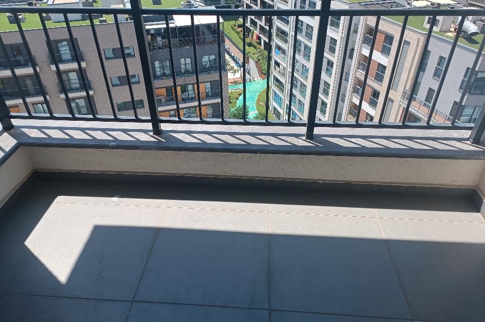 AVRUPA KONUTLARI KARTAL ESENTEPE DE SATILIK 2+1 DAİRE..