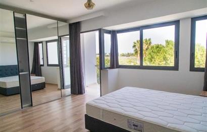 Girne, Zeytinlik'te satılık 3+1 Tripleks villa