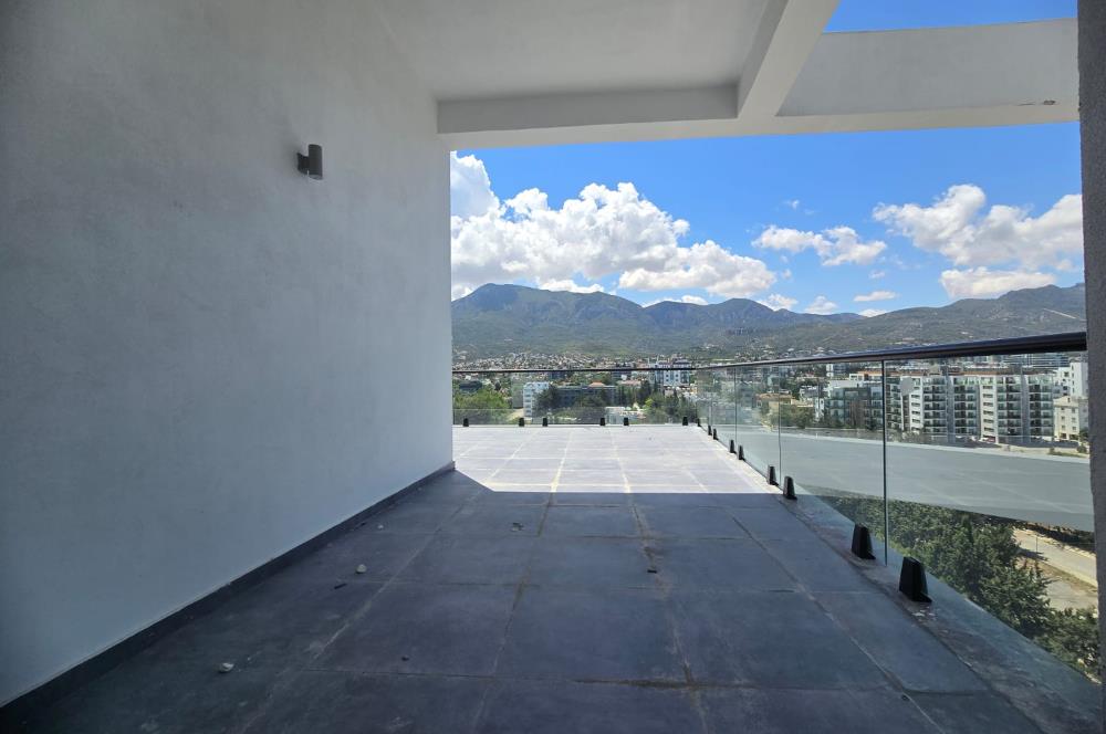 3+1 Apartment for Rent in Kyrenia's Prestigious Complex