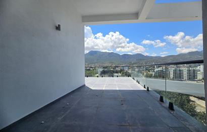 3+1 Apartment for Rent in Kyrenia's Prestigious Complex