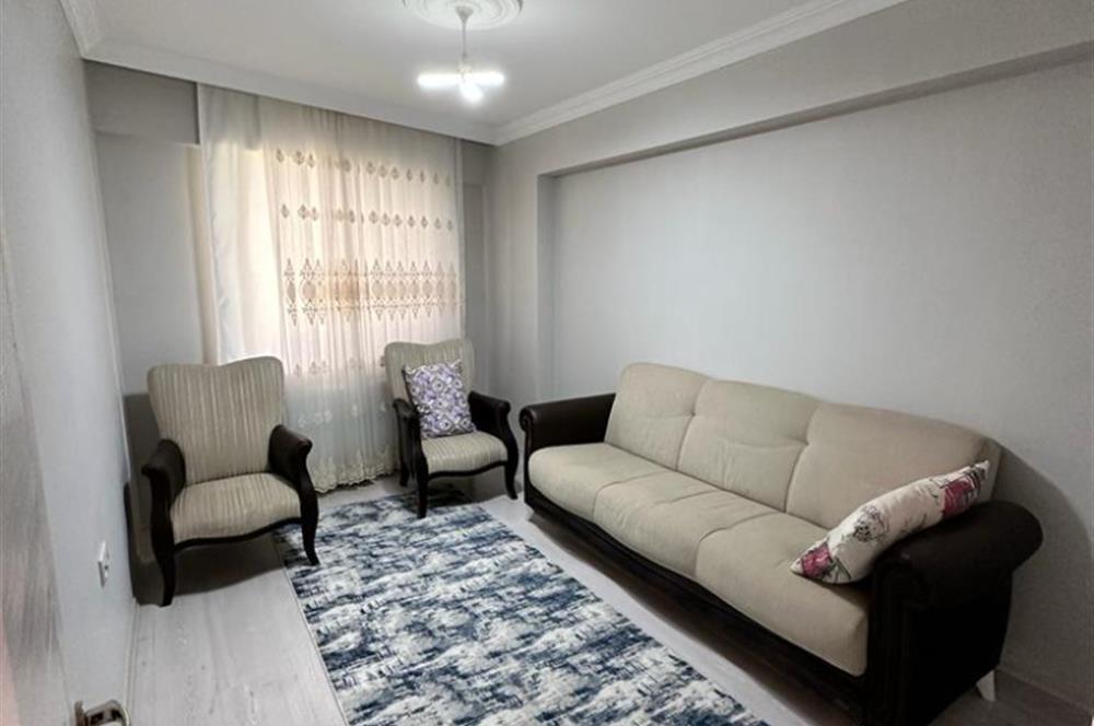 ÇİFTLİKKÖY'DE ÇOK UYGUNA 5-6 YAŞINDA SATILIK 2+1 DAİRE