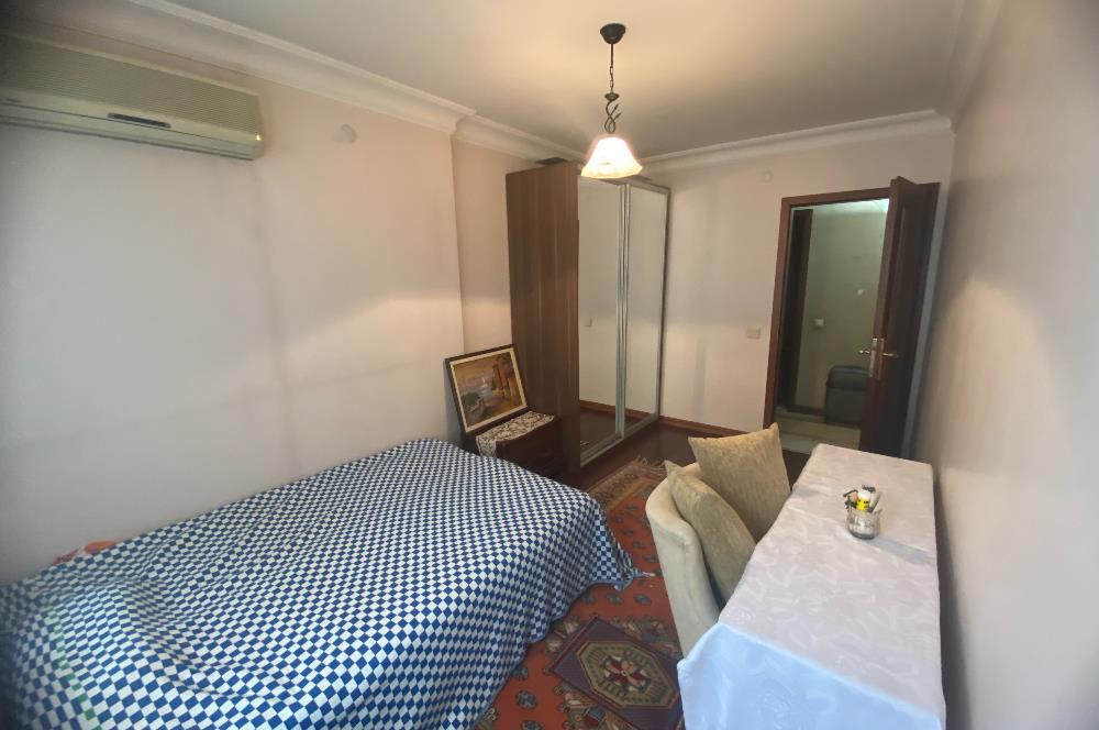 Acıbadem Tibaş park Sitesi'nde 3 + 1 satılık daire