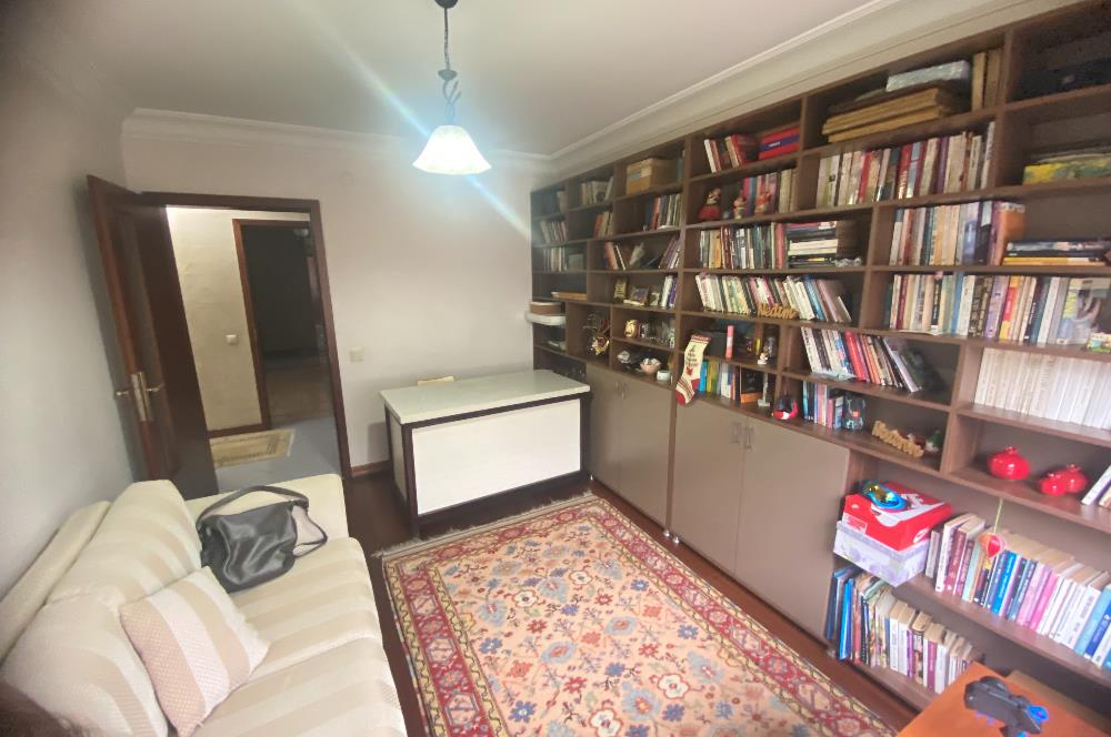 Acıbadem Tibaş park Sitesi'nde 3 + 1 satılık daire