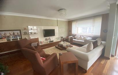 Acıbadem Tibaş park Sitesi'nde 3 + 1 satılık daire