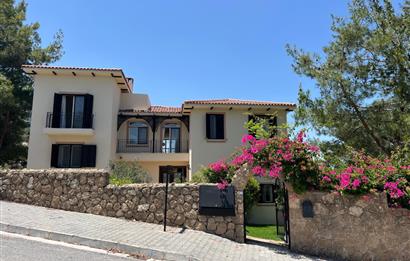 Amazing detached 5+2 villa for sale in Bellapais, Kyrenia 