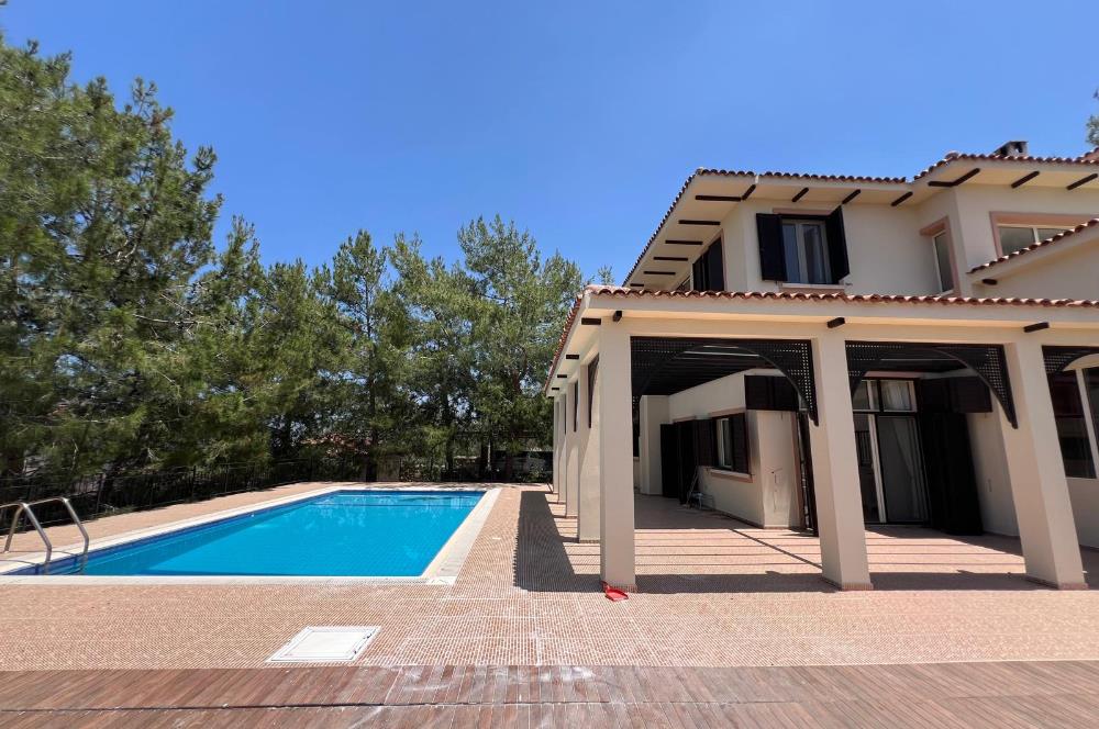 Amazing detached 5+2 villa for sale in Bellapais, Kyrenia 