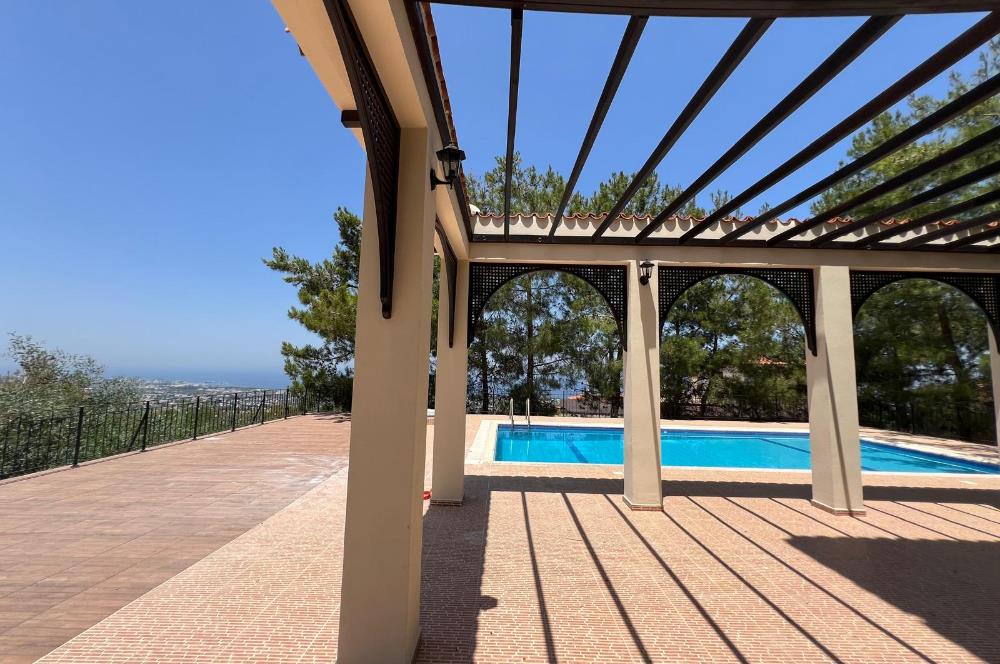 Amazing detached 5+2 villa for sale in Bellapais, Kyrenia 