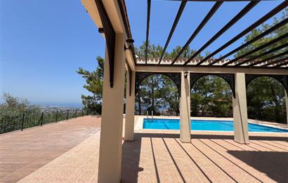 Amazing detached 5+2 villa for sale in Bellapais, Kyrenia 