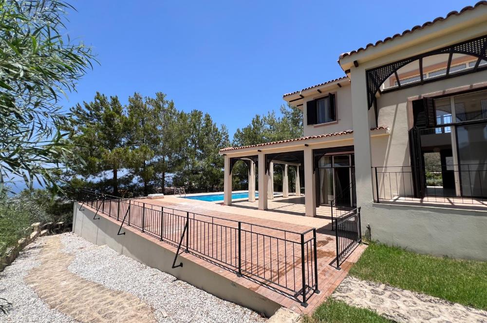 Satılık muhteşem müstakil 5+2 villa, Girne Bellapais