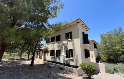 Amazing detached 5+2 villa for sale in Bellapais, Kyrenia 