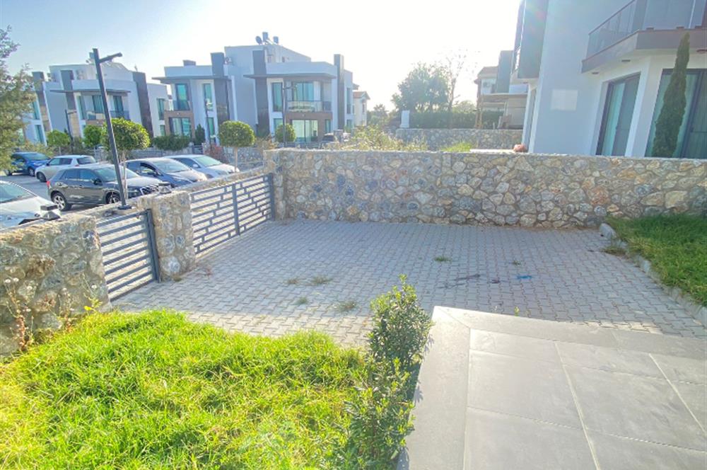 ALSANCAK DA SATILIK 3+1 VİLLA