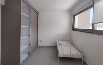 Girne Çatalköy'de Triplex 3+1 ikiz Villa- Eşsiz Dağ ve Deniz Manzaralı, Çok Katlı Modern Konut - Havuz ve Fitness İmkanlarıyla**