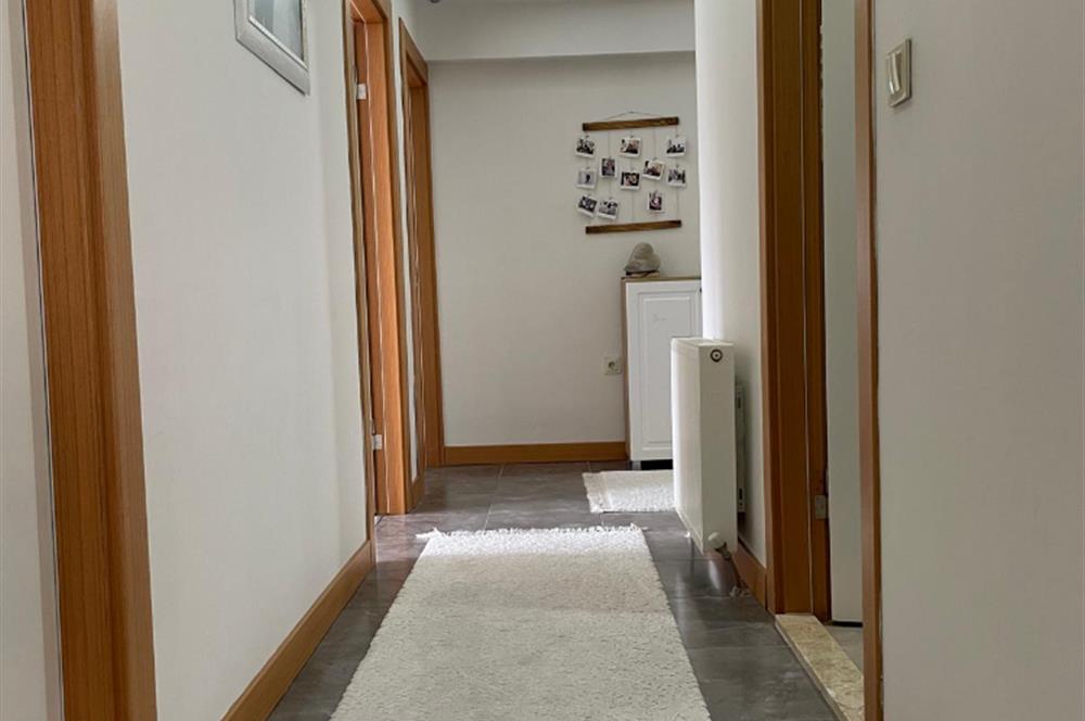 HASTANE VE METROYA YAKIN ARA KAT LÜKS 4+1 165 M2 DAİRE