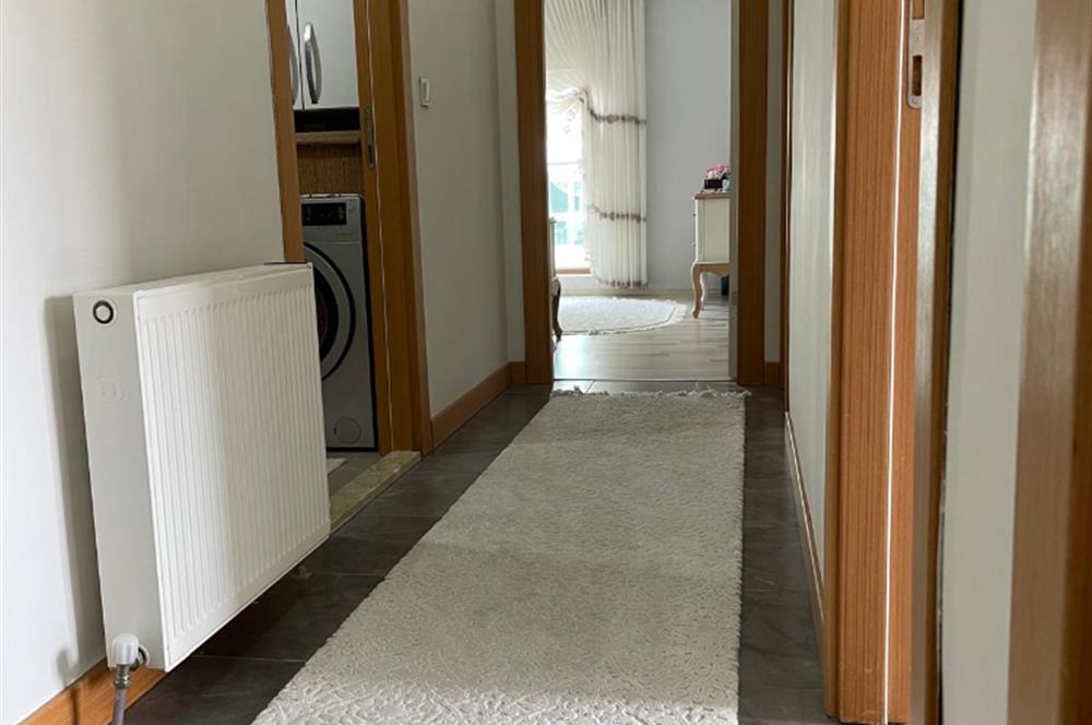 HASTANE VE METROYA YAKIN ARA KAT LÜKS 4+1 165 M2 DAİRE