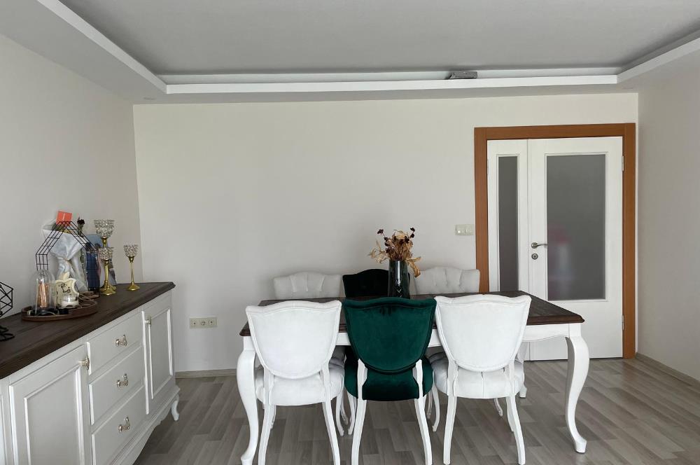 HASTANE VE METROYA YAKIN ARA KAT LÜKS 4+1 165 M2 DAİRE