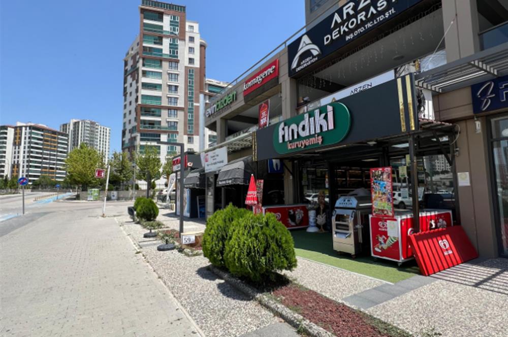 CENTURY21 VİZYONDAN İSTANBUL YOLU METRO ÇIKIŞINDA DEVREN KİRALIK DÜKKAN 