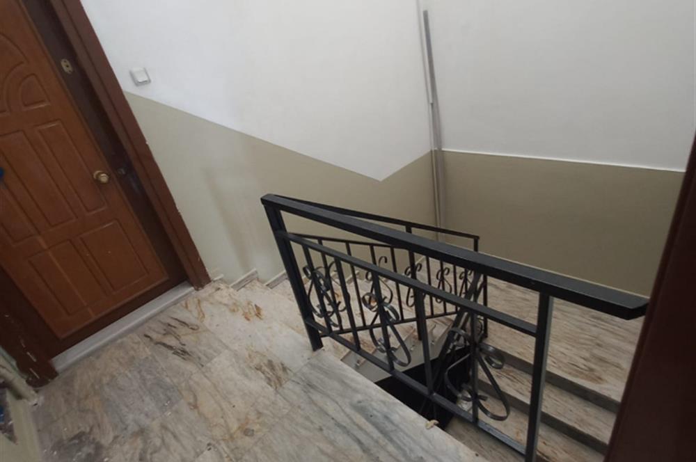 KOŞUYOLU BARBOROSTA İÇİ SIFIRLANMIŞ ÜST KAT GENİŞ 2+1