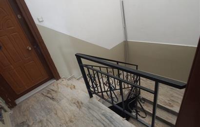 KOŞUYOLU BARBOROSTA İÇİ SIFIRLANMIŞ ÜST KAT GENİŞ 2+1