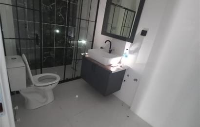 KOŞUYOLU BARBOROSTA İÇİ SIFIRLANMIŞ ÜST KAT GENİŞ 2+1