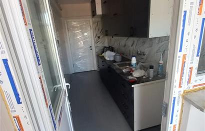 KOŞUYOLU BARBOROSTA İÇİ SIFIRLANMIŞ ÜST KAT GENİŞ 2+1