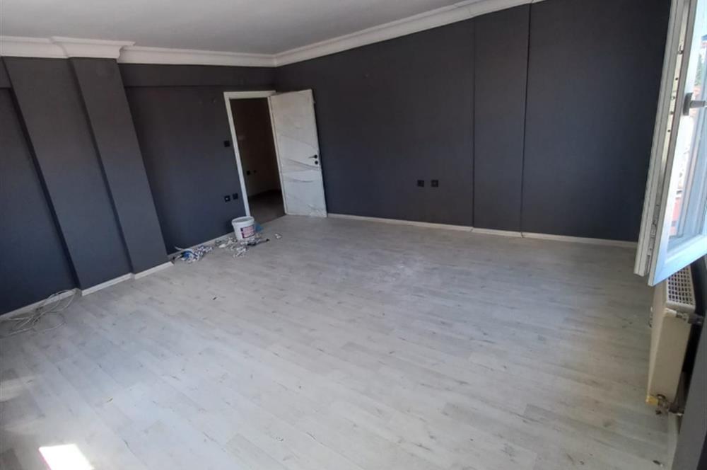 KOŞUYOLU BARBOROSTA İÇİ SIFIRLANMIŞ ÜST KAT GENİŞ 2+1