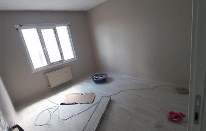 KOŞUYOLU BARBOROSTA İÇİ SIFIRLANMIŞ ÜST KAT GENİŞ 2+1