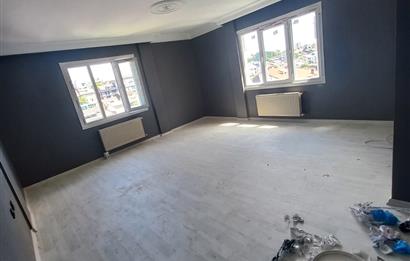 KOŞUYOLU BARBOROSTA İÇİ SIFIRLANMIŞ ÜST KAT GENİŞ 2+1