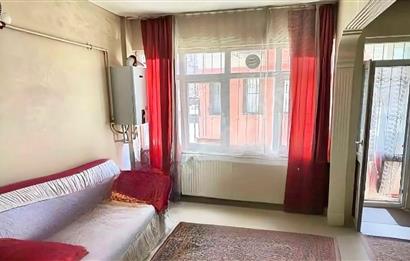 C21 ALİ CAN GÖKÇELİ DEN KUMKAPIDAN SATILIK 1+1 DAİRE