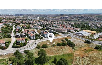 BAHCEŞEHİR HOŞDERE VİLLA İMARLI 1571 M2 ARSA