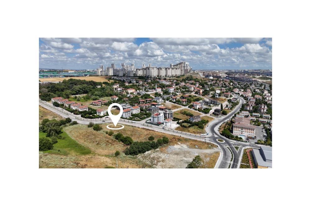 BAHCEŞEHİR HOŞDERE VİLLA İMARLI 1571 M2 ARSA