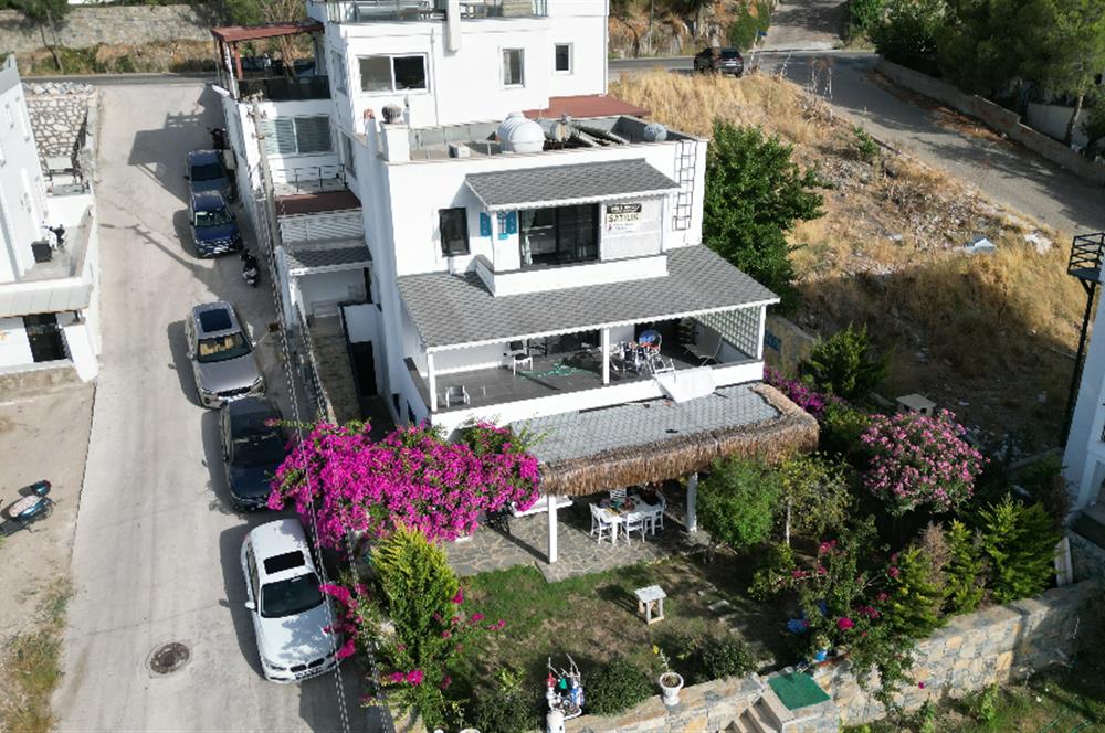 TÜRKBÜKÜ SAHİLE 300 METRE DENİZ MANZARALI SATILIK 2+1 DAİRE 