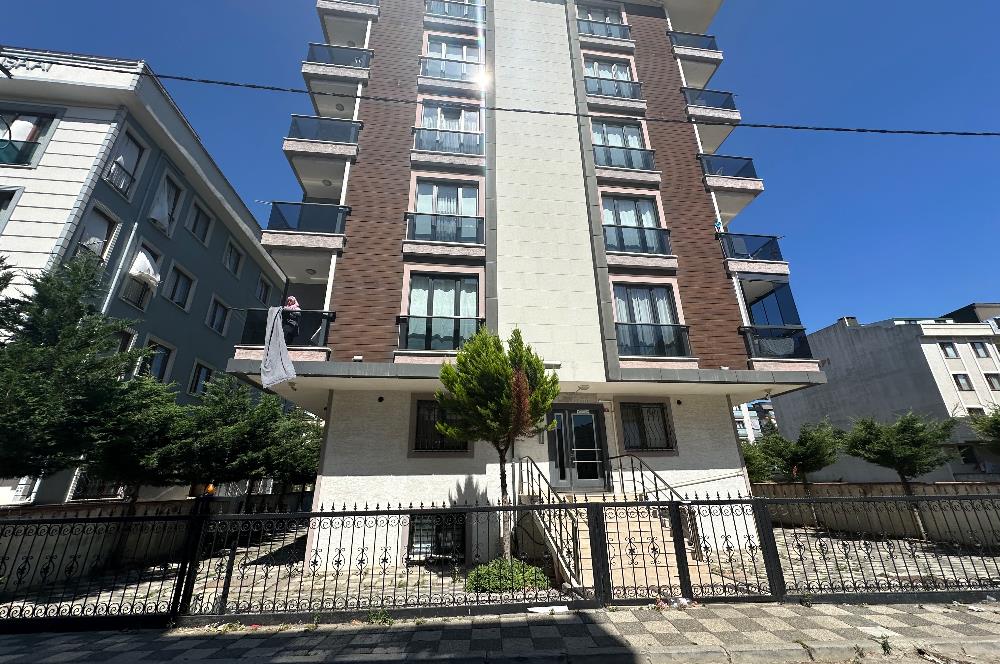 SULTANBEYLİ ADİL MAHALLESİ  SATILIK 2+1 ARAKAT DAİRE