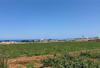 Girne çatalköyde satılık arsa