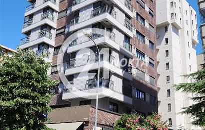 CADDEBOSTAN ÖMERPAŞADA  YILLIK BİNADA 3+1 135 m2 BOŞ DAİRE